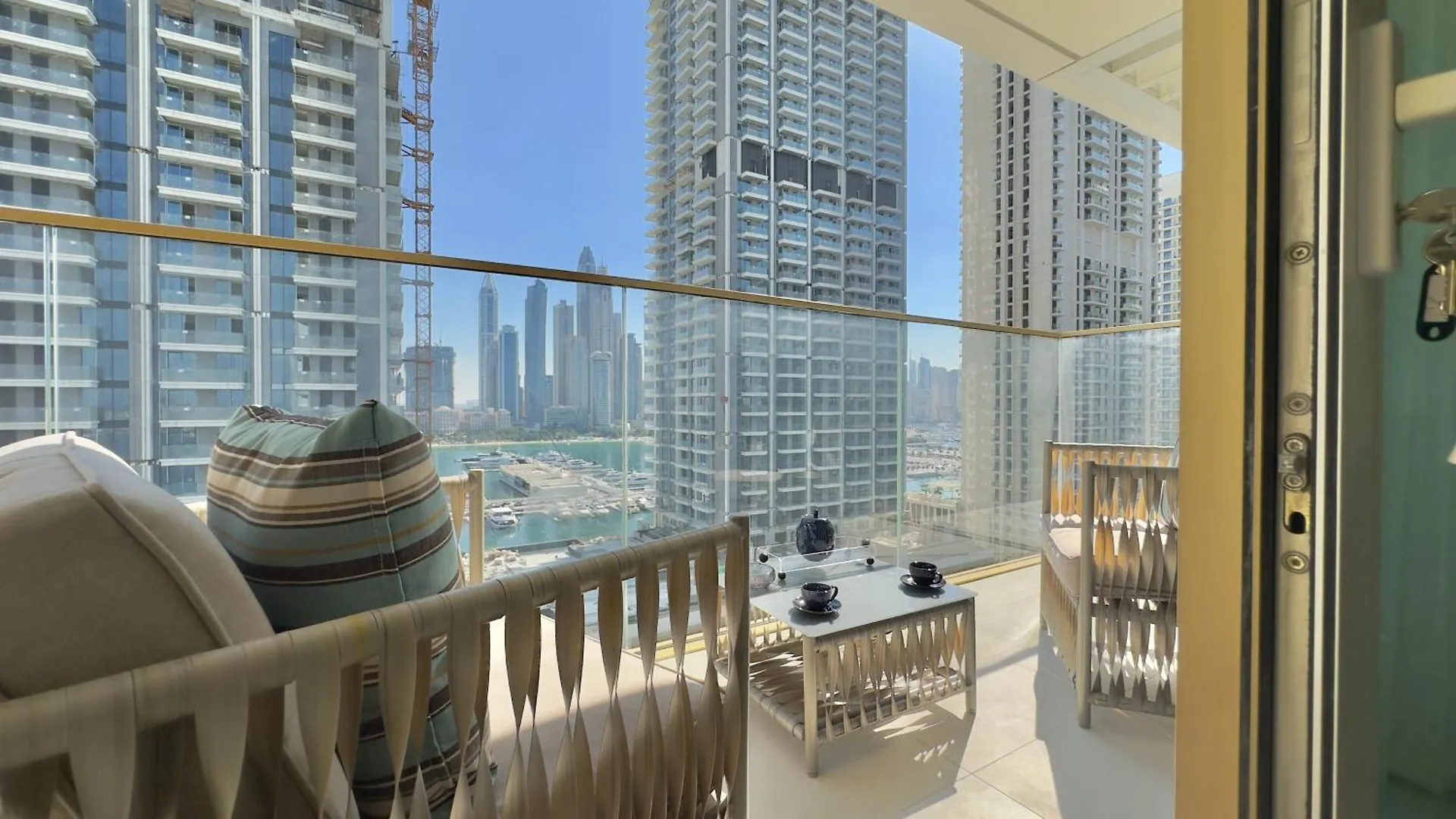 1Br Grand Bleu T2 In Emaar Beach Front By Vibel Dubai Birleşik Arap Emirlikleri