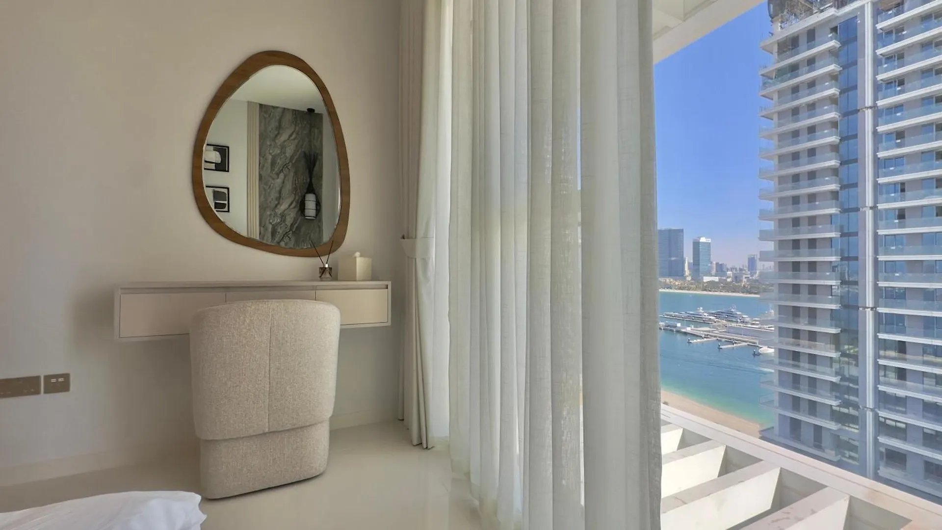 1Br Grand Bleu T2 In Emaar Beach Front By Vibel Dubai 0*,